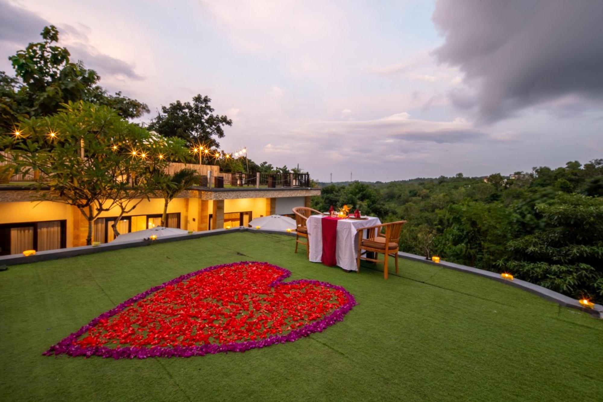 Abasan Hill Hotel And Spa Toyapakeh Exterior foto
